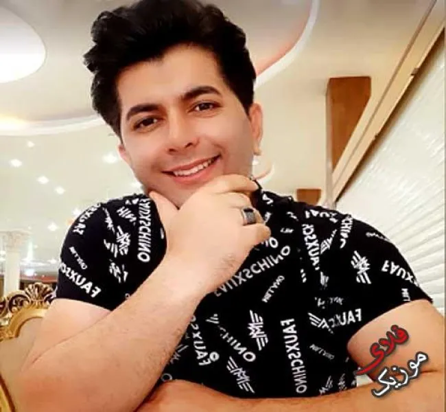 دانلود آهنگ تویی پناه آخرم مادر فدات شم علی رزاقی دانلود آهنگ تویی پناه آخرم مادر فدات شم علی رزاقی