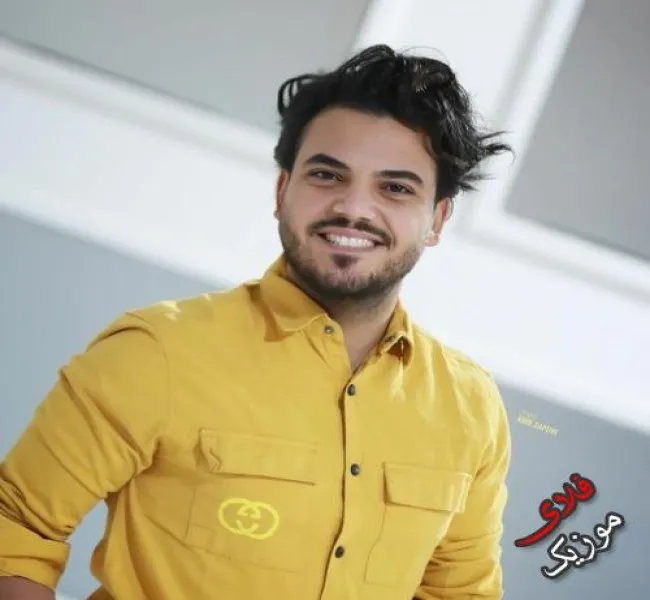 دانلود آهنگ من همونم که تو تب کنی زود میمیره ورژن گیتار و اصلی امید افخم دانلود آهنگ من همونم که تو تب کنی زود میمیره ورژن گیتار و اصلی امید افخم